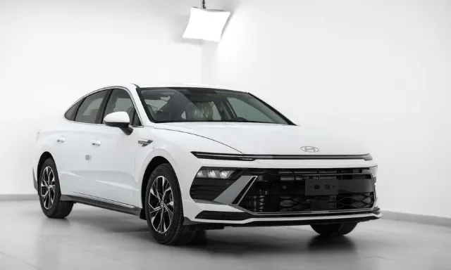 هيونداي · سوناتا 2026 للبيع في الرياض — ممشى 4 كم