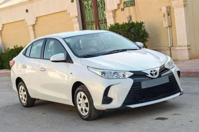 تويوتا · يارس STANDARD 2021 للبيع في الرياض — ممشى 22 كم