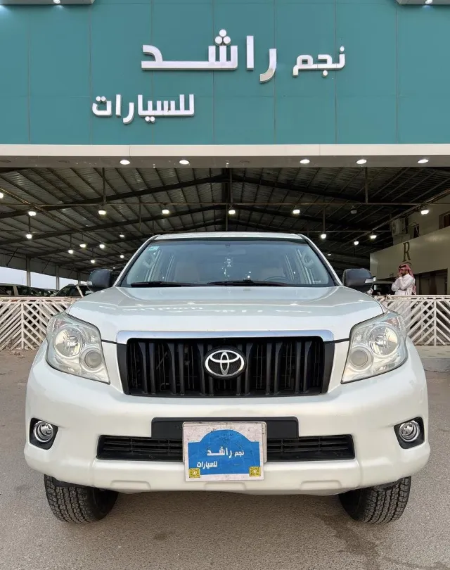 تويوتا برادو 2013 للبيع في حفر الباطن — ممشى 484,000 كم