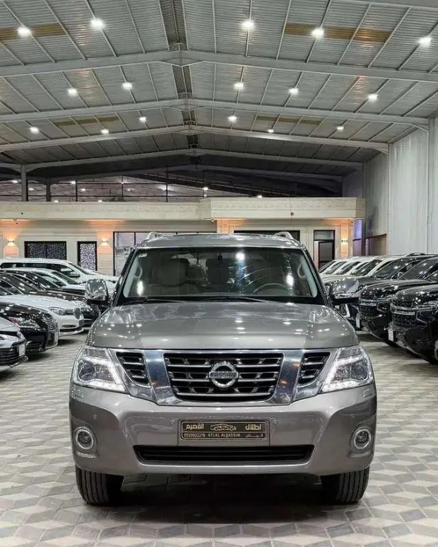 نيسان · باترول 2015 للبيع في الرياض — ممشى 231,000 كم