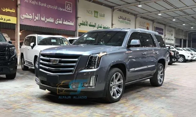 كاديلاك اسكاليد 2018 للتنازل في الدمام — ممشى 133,000 كم