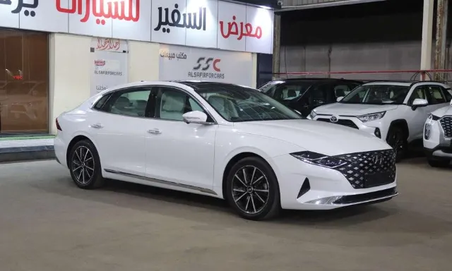 هيونداي · ازيرا 2022 للبيع في جدة — ممشى 112,000 كم
