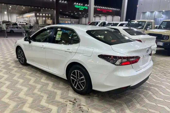 تويوتا كامري 2024 سعودي ستاندر مطور ماشي 163 الف