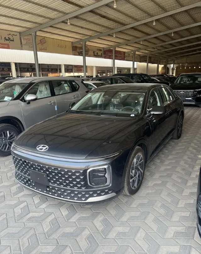 هيونداي · ازيرا 2026 للبيع في الرياض — ممشى 12 كم