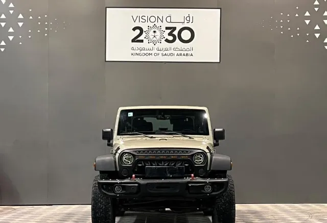 جيب رانجلر 2017 للبيع في الرياض — ممشى 195,000 كم