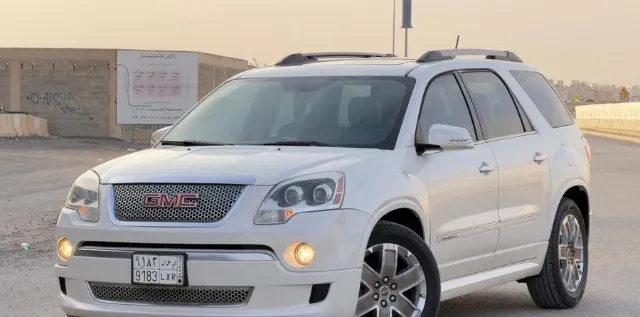 جمس · اكاديا 2011 للبيع في الرياض — ممشى 309,000 كم