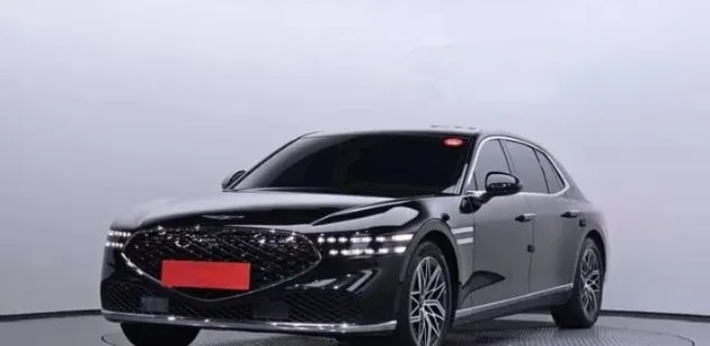 جينيسيس · جي 90 2025 للبيع في الرياض — ممشى 13,339 كم