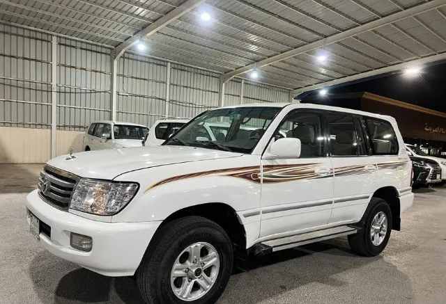 تويوتا · لاندكروزر 2007 للبيع في الرياض — ممشى 435,000 كم