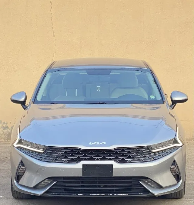 كيا · كي 5 STANDARD 2023 للبيع في الرياض — ممشى 62,000 كم