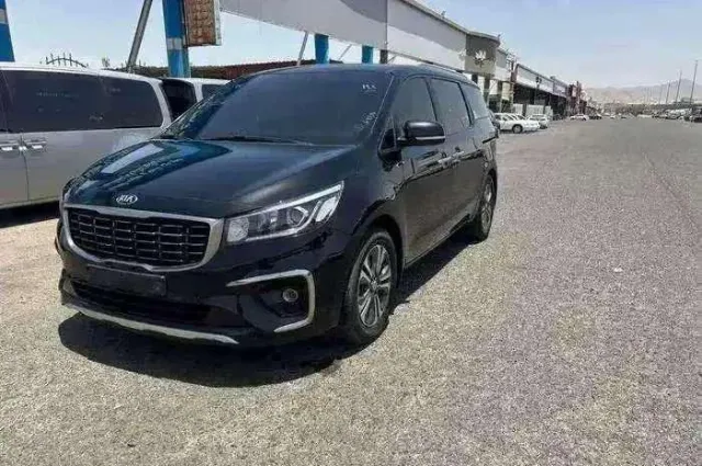 كيا كرنفال 2020 للبيع في الدمام — ممشى 142,000 كم