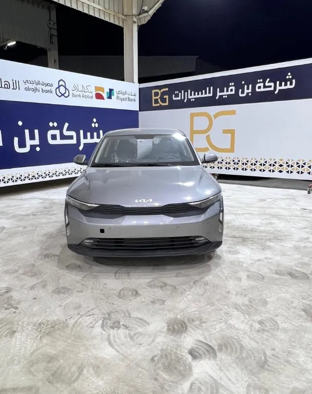 كيا · كي 3 STANDARD 2026 للبيع في الدمام