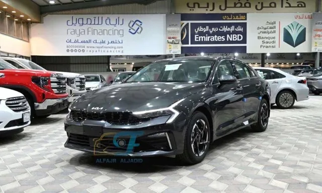 كيا · كي 5 STANDARD 2026 للبيع في الدمام — ممشى 2 كم