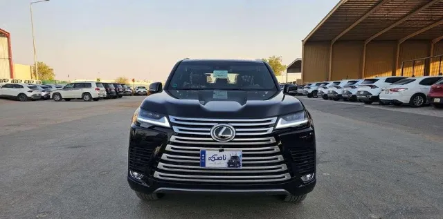 لكزس · ال اكس 600 2024 للبيع في الرياض — ممشى 7,000 كم