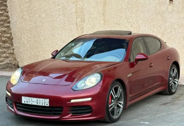 بورش · باناميرا 2014 للبيع في الرياض — ممشى 253,000 كم