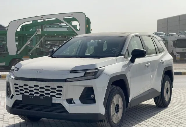 تويوتا · راف فور STANDARD 2026 للبيع في الرياض — ممشى 0 كم