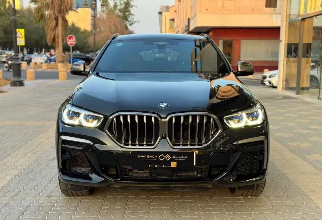 بي ام دبليو اكس 6 2023 للبيع في الرياض — ممشى 39,000 كم