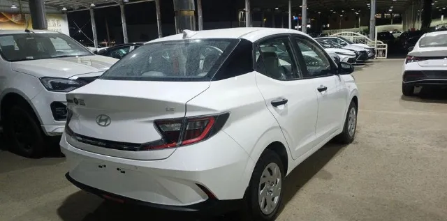 هيونداي · جراند آي 10 STANDARD 2025 للبيع في أبها