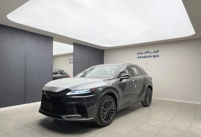 لكزس · ار اكس 2026 للبيع في بريدة — ممشى 0 كم