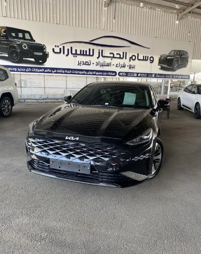 كيا · كي 8 2023 للتنازل في المدينة المنورة — ممشى 83,000 كم