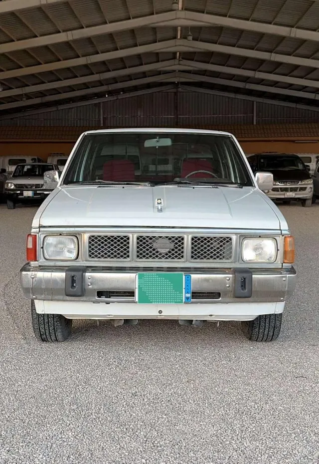 نيسان · ددسن 1992 للبيع في الرياض — ممشى 711,000 كم