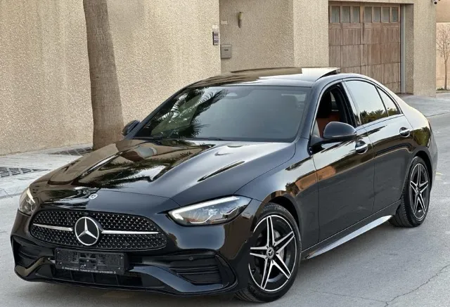 مرسيدس بنز · سي كلاس 2022 للبيع في الرياض — ممشى 92,000 كم