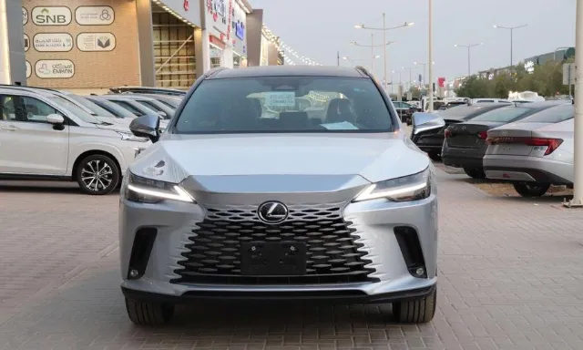لكزس · ار اكس 2026 للبيع في الرياض — ممشى 100,000 كم