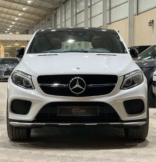 مرسيدس بنز · جي ال اي 2018 للبيع في الرياض — ممشى 130,000 كم