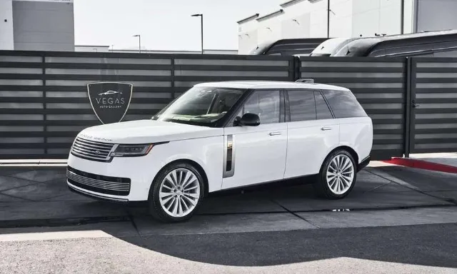 رينج روفر 2024 للبيع في الرياض — ممشى 27,000 ميل
