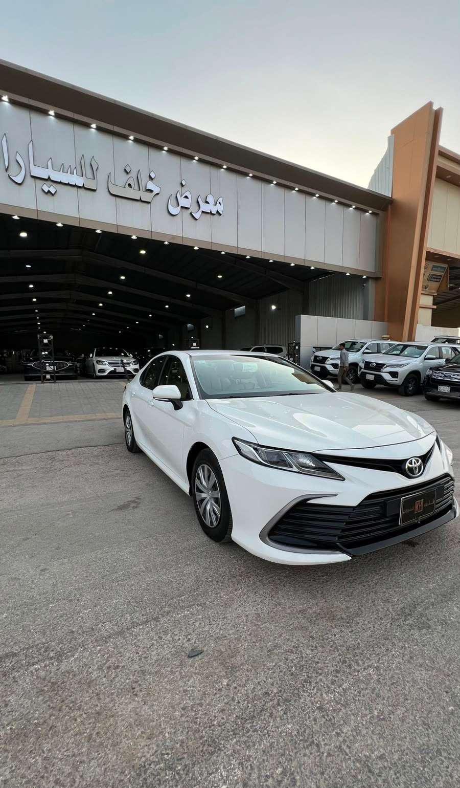 تويوتا كامري موديل 2023- معرض خلف للسيارات