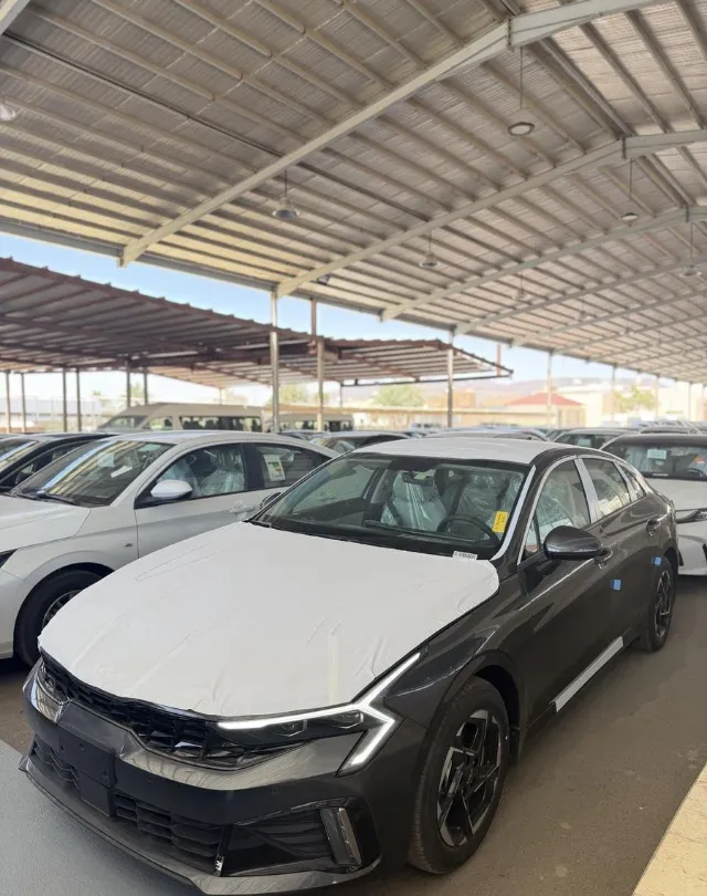 كيا · كي 5 STANDARD 2026 للبيع في الرياض