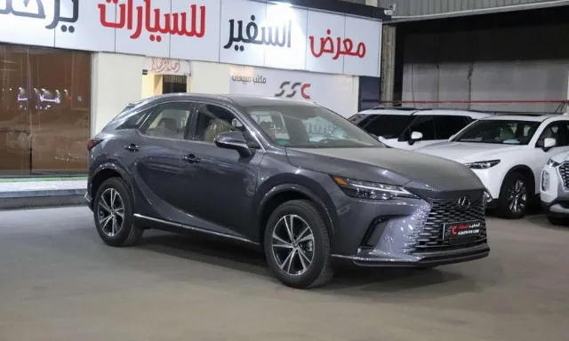 لكزس ار اكس 2025 للبيع في جدة
