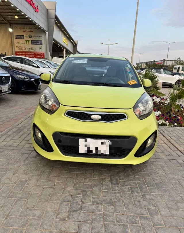 كيا · بيكانتو 2014 للبيع في الرياض — ممشى 330,000 كم