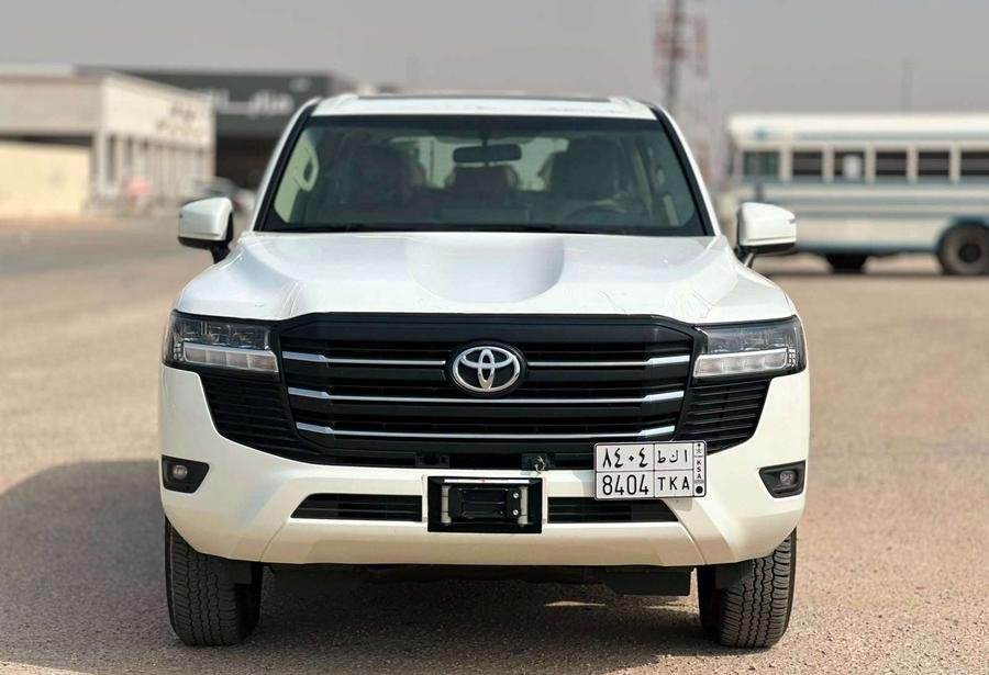 تويوتا لاندكروزر GXR الوليد موديل 2023