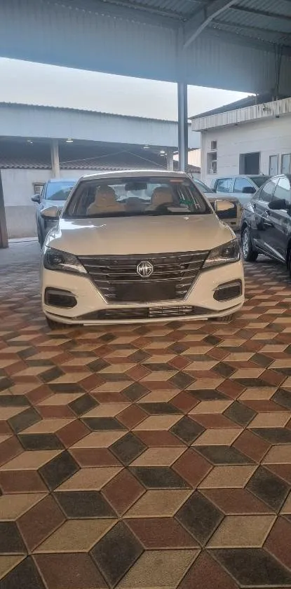 ام جي 5 STANDARD 2025 للبيع في الأحساء — ممشى 0 كم