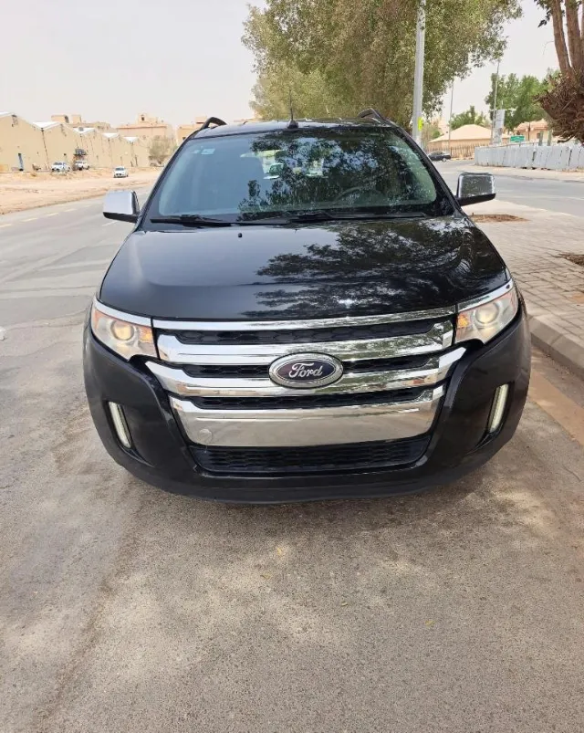 فورد · ايدج 2013 للبيع في الرياض — ممشى 200,000 كم