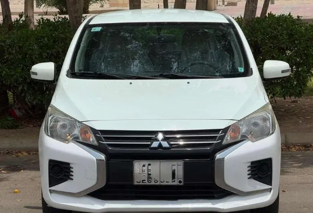 ميتسوبيشي · اتراج STANDARD 2022 للبيع في جدة — ممشى 200,000 كم
