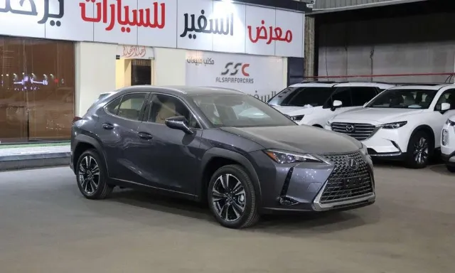 لكزس يو اكس 2025 للبيع في جدة