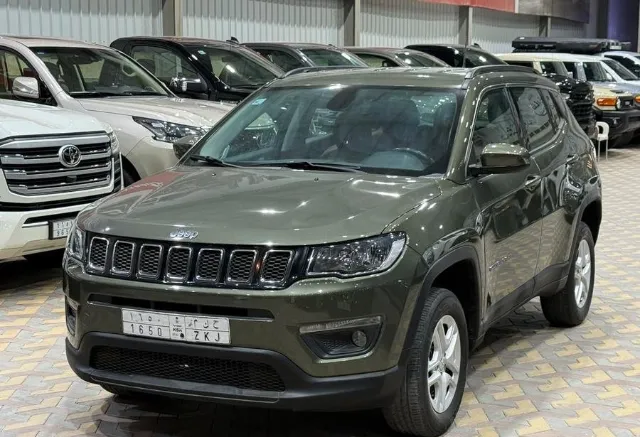 جيب · كومباس 2018 للبيع في الرياض — ممشى 138,000 كم
