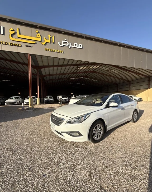 هيونداي · سوناتا 2015 للبيع في عرعر — ممشى 300,000 كم