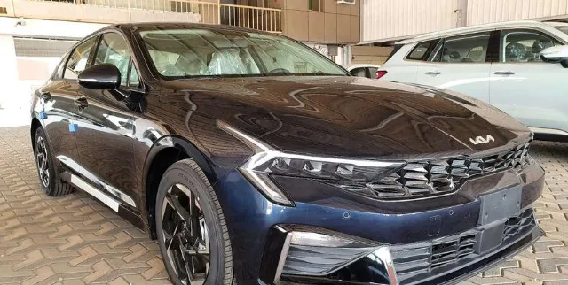 كيا · كي 5 STANDARD 2026 للتنازل في الرياض