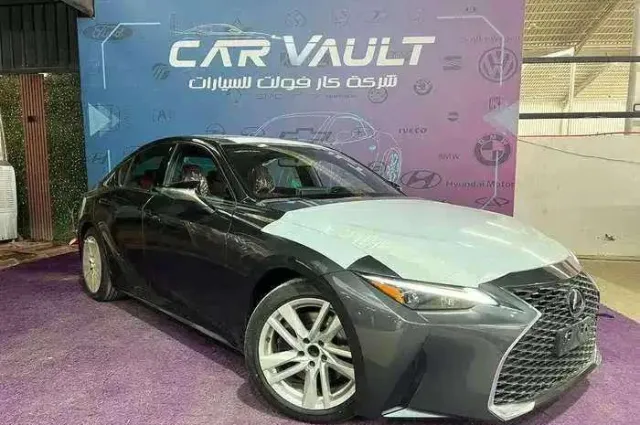 لكزس · اي اس آي STANDARD 2025 للبيع في الرياض