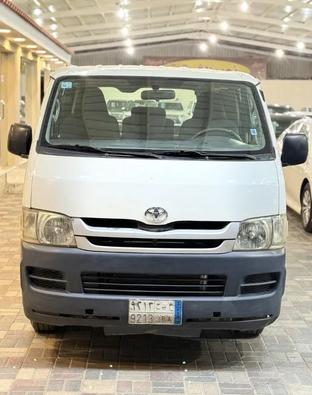 تويوتا · هايس 2008 للبيع في الدمام — ممشى 770,000 كم