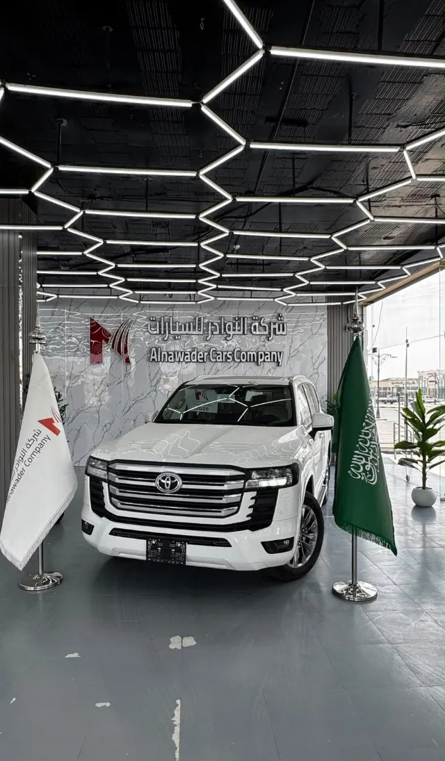 تويوتا · لاندكروزر 2026 للبيع في نجران