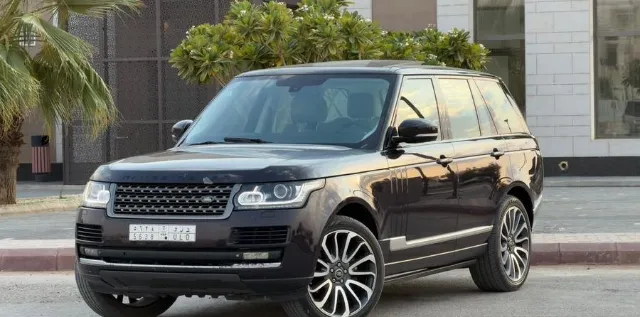 رينج روفر 2014 للبيع في الرياض — ممشى 214,000 كم