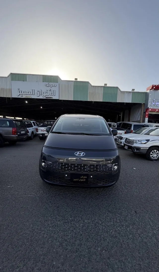 هيونداي ستيريا 2022 للبيع في جدة — ممشى 180,000 كم