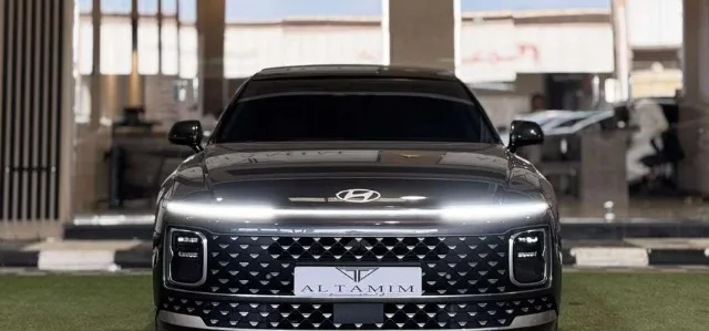 هيونداي ازيرا 2025 للبيع في الرياض — ممشى 29,000 كم