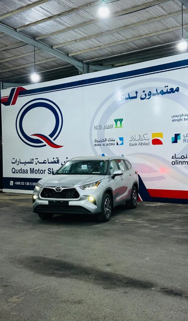 تويوتا · هايلاندر 2025 للبيع في المدينة المنورة — ممشى 20 كم