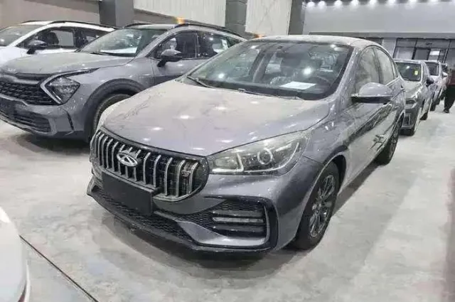 شيري · اريزو 5 2026 للبيع في الرياض — ممشى 1 كم