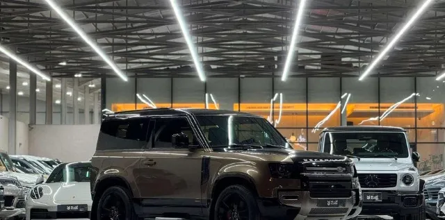لاند روفر · ديفندر 2024 للبيع في الرياض — ممشى 42,000 كم
