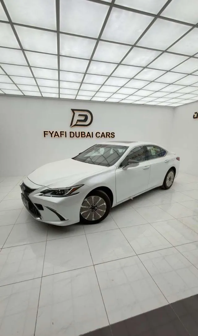 لكزس اي اس 350 STANDARD 2025 للبيع في الرياض — ممشى 0 كم